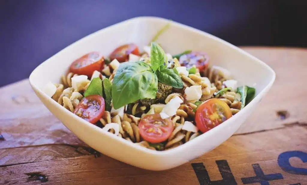 Salade maken met warm weer